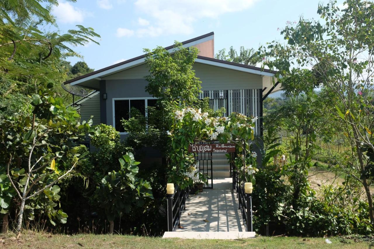 Apartmán Rai Boonsom Phrao Exteriér fotografie