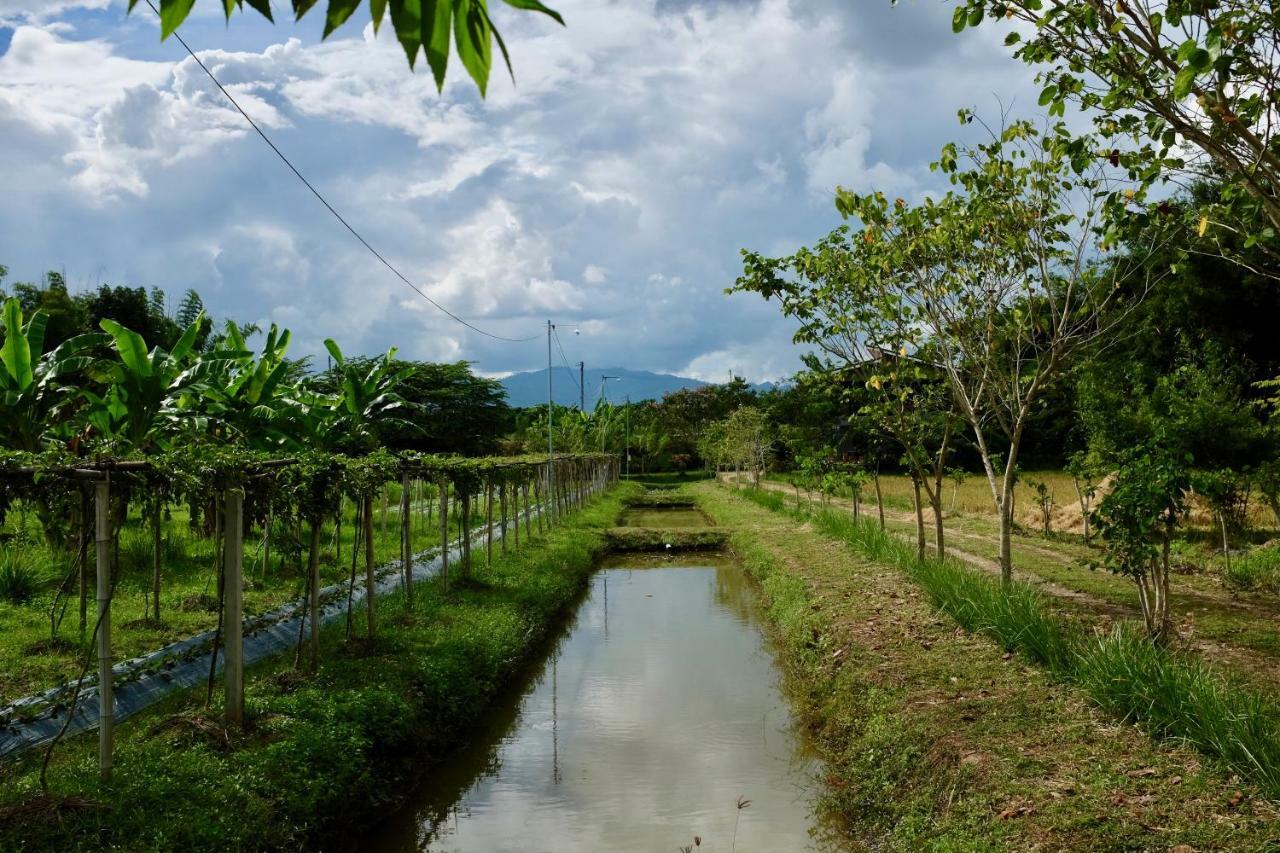 Apartmán Rai Boonsom Phrao Exteriér fotografie