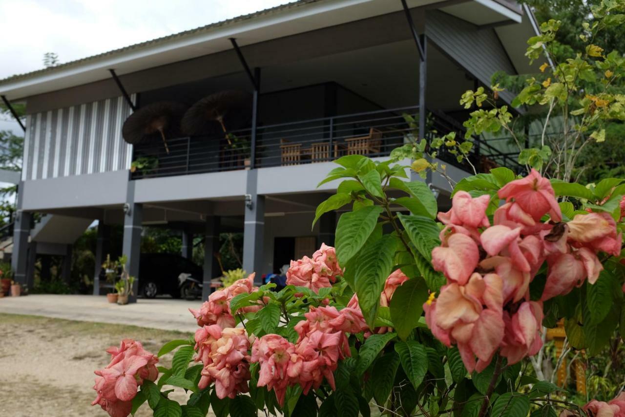 Apartmán Rai Boonsom Phrao Exteriér fotografie