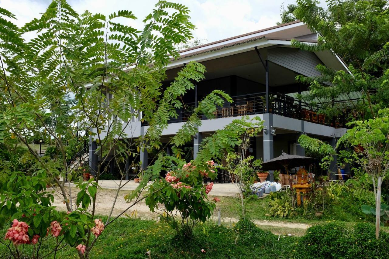Apartmán Rai Boonsom Phrao Exteriér fotografie