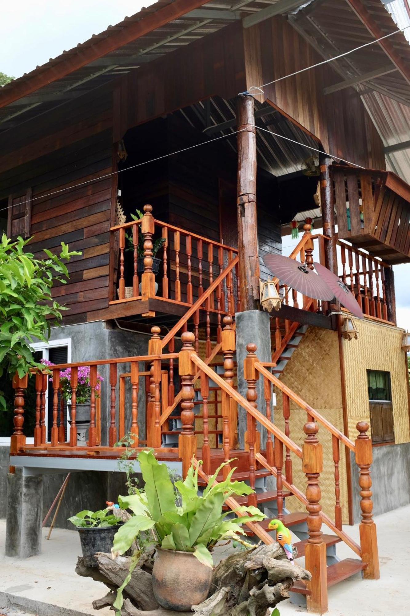 Apartmán Rai Boonsom Phrao Exteriér fotografie